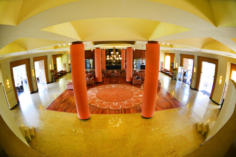 קמפאלה Munyonyo Commonwealth Resort מראה חיצוני תמונה